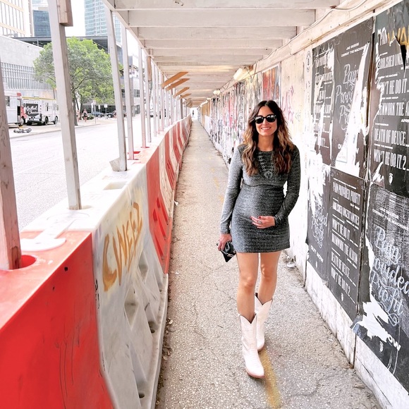 Meet your Posher, Kristina - Picture 1 of 6